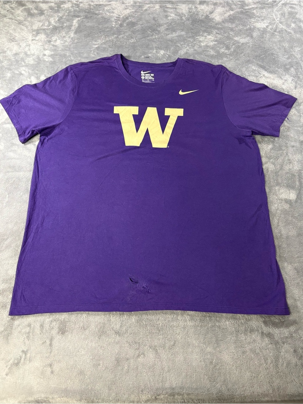Nike Men’s Purple Tee with Gold 'W' Logo